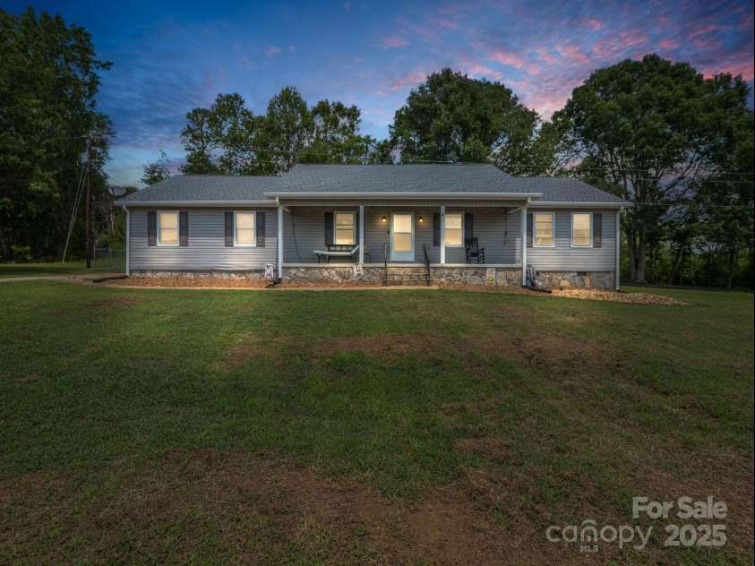 266 Asheland Drive, Ellenboro, NC 28040.  MLS# CAR4287038, YatesRealty ID 9300. 
