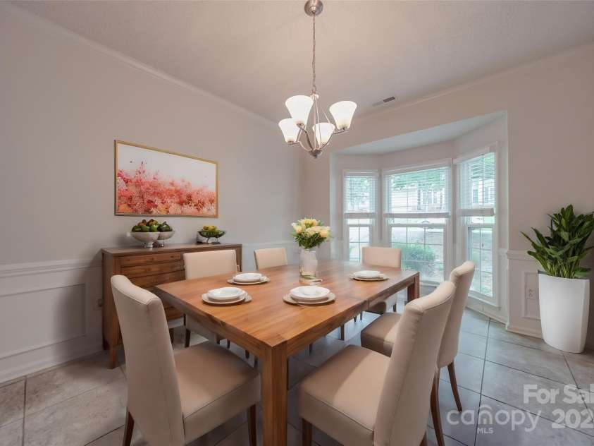 6232 Hickory Cove Lane, Charlotte, NC 28269.  MLS# CAR4151854, YatesRealty ID 9301. 