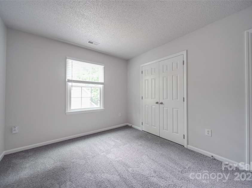 6232 Hickory Cove Lane, Charlotte, NC 28269.  MLS# CAR4151854, YatesRealty ID 9301. 