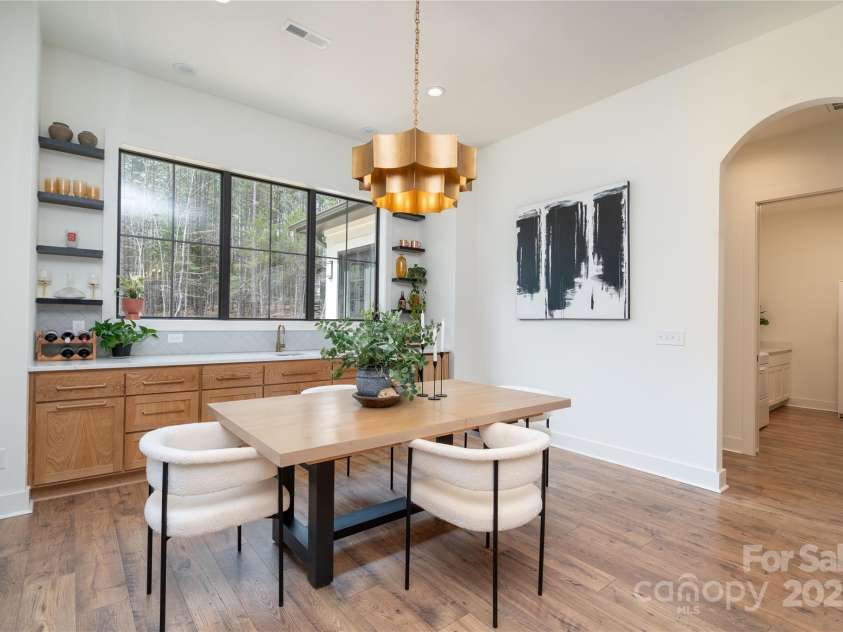 1208 Union Road, Matthews, NC 28104.  MLS# CAR4238047, YatesRealty ID 9302. 