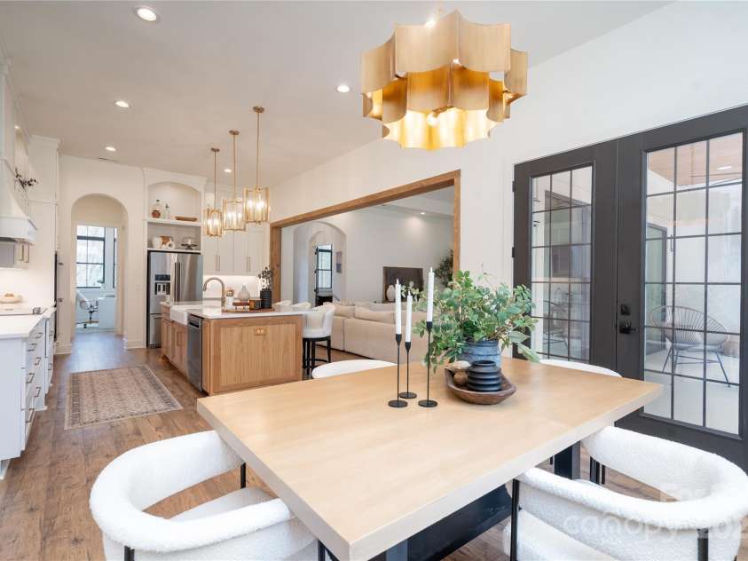1208 Union Road, Matthews, NC 28104.  MLS# CAR4238047, YatesRealty ID 9302. 