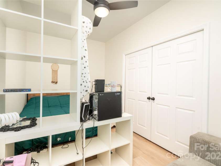 1208 Union Road, Matthews, NC 28104.  MLS# CAR4238047, YatesRealty ID 9302. 
