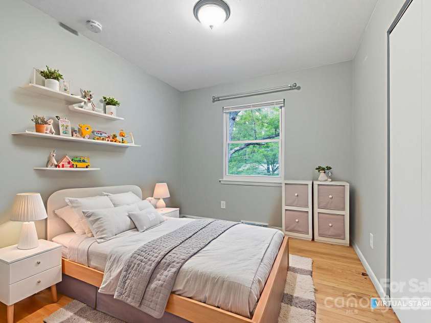 51 Campground Road, Asheville, NC 28805.  MLS# CAR4274929, YatesRealty ID 9303. 3rd bedroom or a great home office