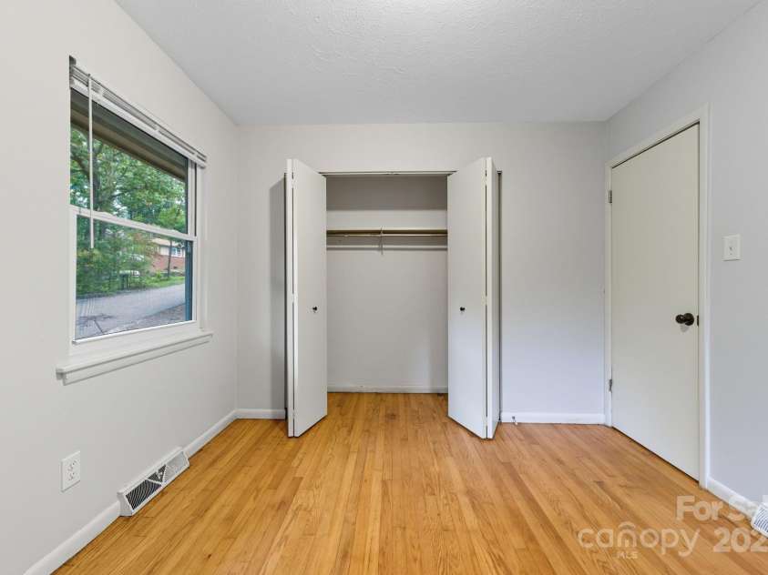 51 Campground Road, Asheville, NC 28805.  MLS# CAR4274929, YatesRealty ID 9303. Nice sized closets throughout
