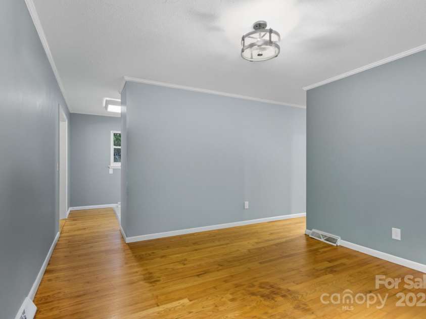 51 Campground Road, Asheville, NC 28805.  MLS# CAR4274929, YatesRealty ID 9303. Updated fixtures throughout