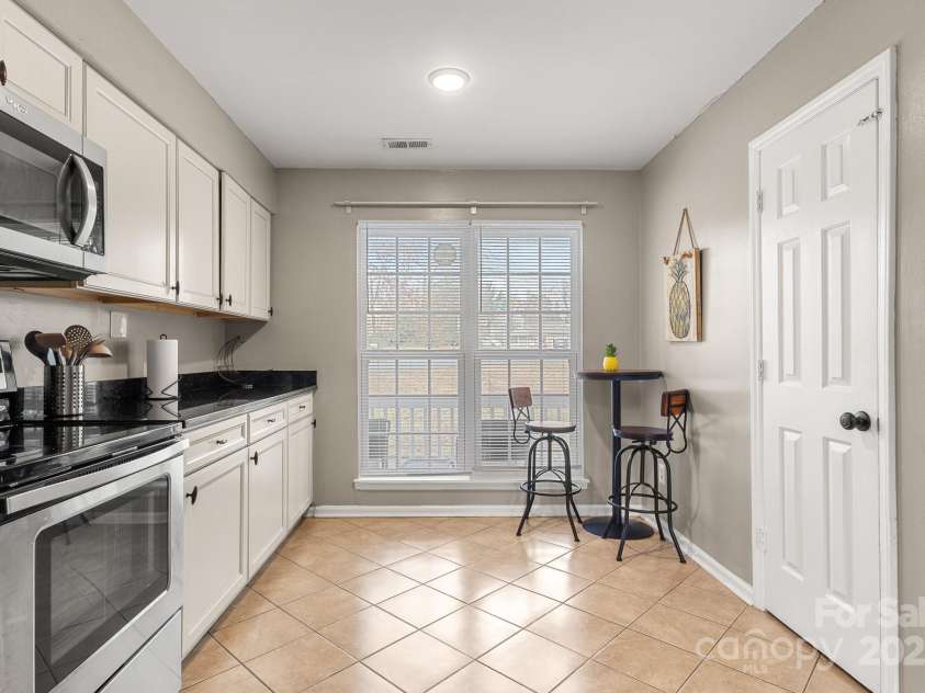 1919 Crooked Creek Drive, Charlotte, NC 28214.  MLS# CAR4210134, YatesRealty ID 9305. 