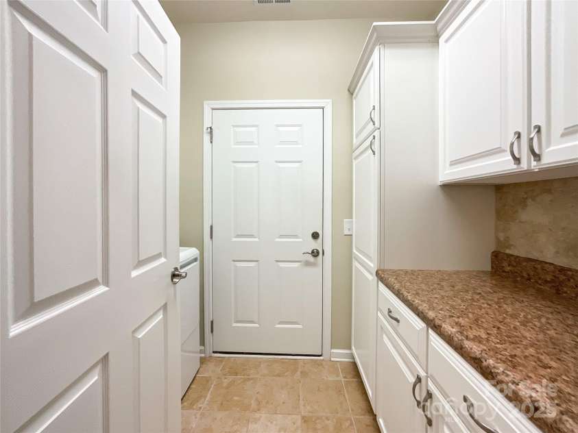 2023 Moultrie Court, Fort Mill, SC 29707.  MLS# CAR4222440, YatesRealty ID 9306. 