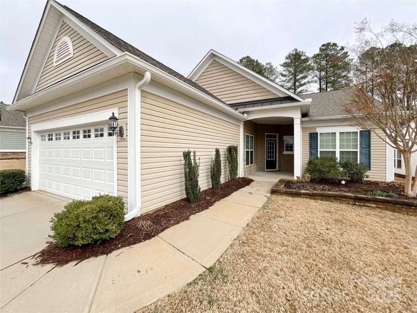 2023 Moultrie Court, Fort Mill, SC 29707.  MLS# CAR4222440, YatesRealty ID 9306. 
