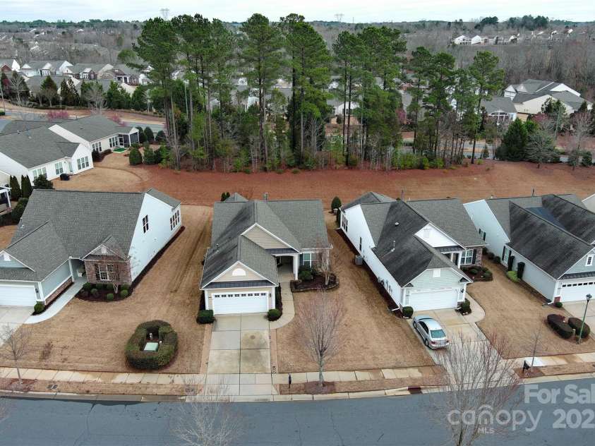 2023 Moultrie Court, Fort Mill, SC 29707.  MLS# CAR4222440, YatesRealty ID 9306. 