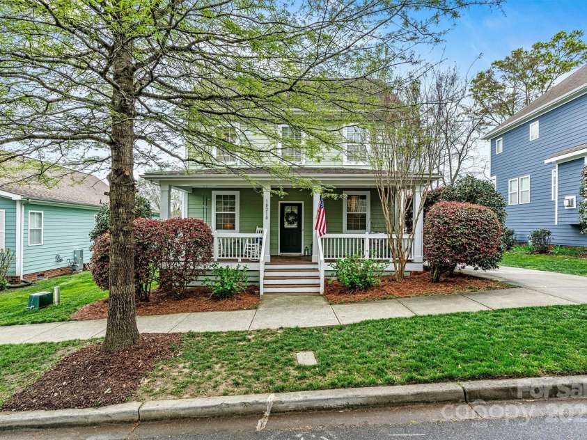 10210 Roosevelt Drive, Huntersville, NC 28078.  MLS# CAR4245447, YatesRealty ID 9309. 