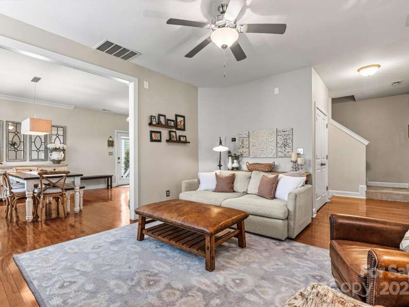 10210 Roosevelt Drive, Huntersville, NC 28078.  MLS# CAR4245447, YatesRealty ID 9309. 