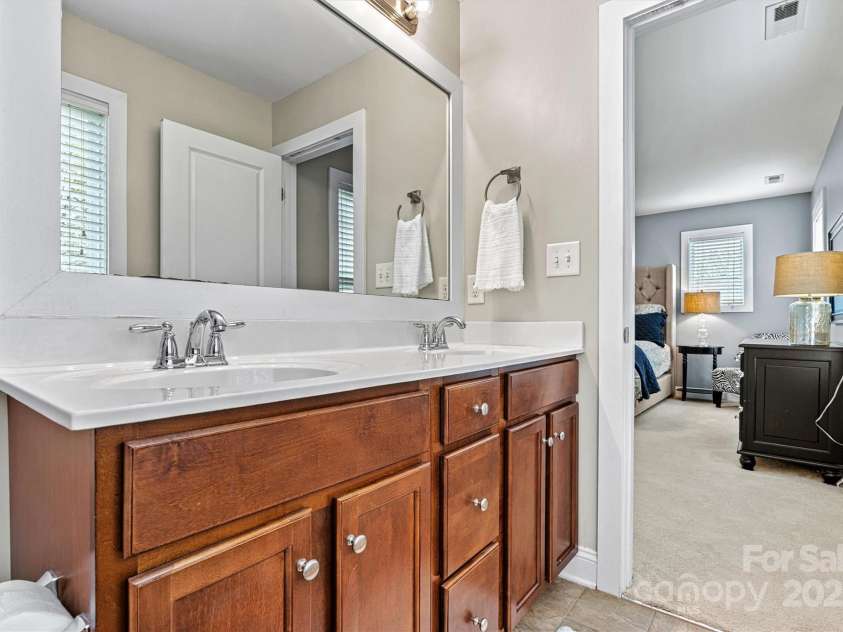 10210 Roosevelt Drive, Huntersville, NC 28078.  MLS# CAR4245447, YatesRealty ID 9309. 