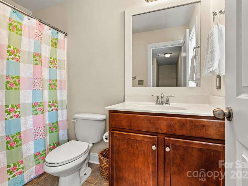 10210 Roosevelt Drive, Huntersville, NC 28078.  MLS# CAR4245447, YatesRealty ID 9309. 