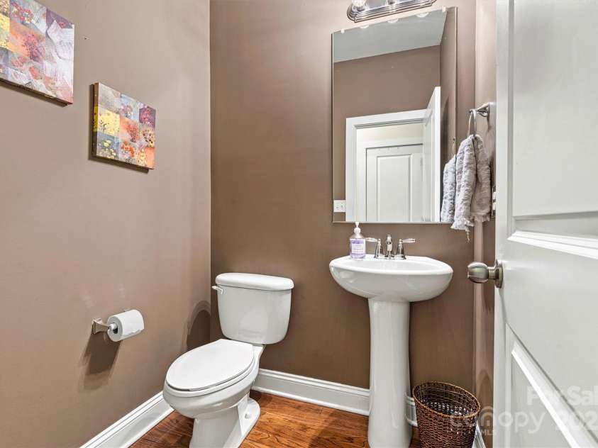 10210 Roosevelt Drive, Huntersville, NC 28078.  MLS# CAR4245447, YatesRealty ID 9309. 