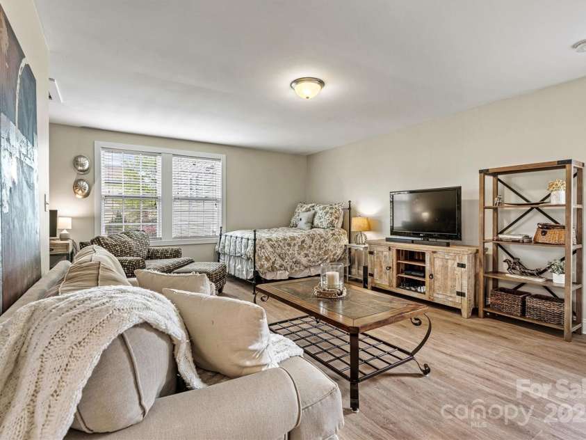 10210 Roosevelt Drive, Huntersville, NC 28078.  MLS# CAR4245447, YatesRealty ID 9309. 