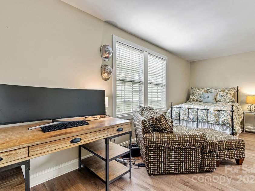 10210 Roosevelt Drive, Huntersville, NC 28078.  MLS# CAR4245447, YatesRealty ID 9309. 