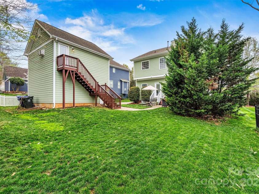 10210 Roosevelt Drive, Huntersville, NC 28078.  MLS# CAR4245447, YatesRealty ID 9309. 