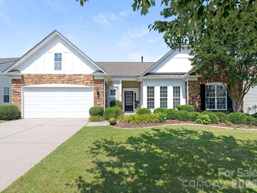 7057 Shenandoah Drive, Fort Mill, SC 29707.  MLS# CAR4274329, YatesRealty ID 931. 