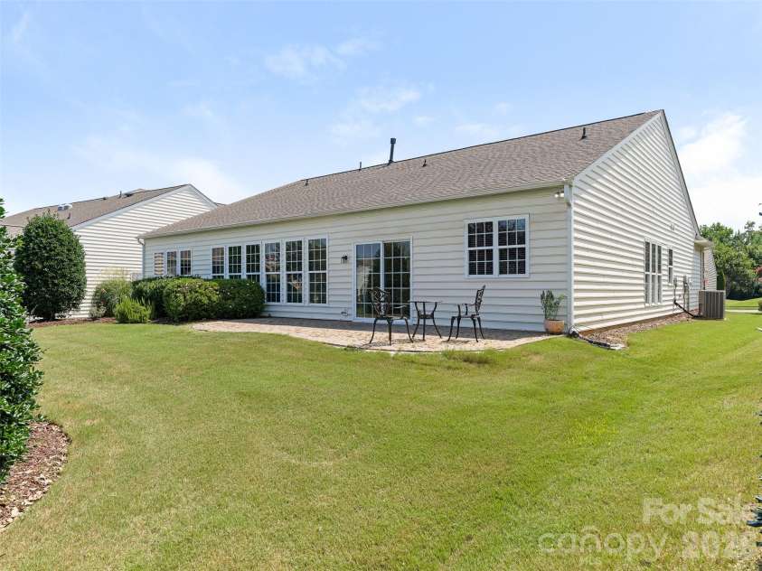 7057 Shenandoah Drive, Fort Mill, SC 29707.  MLS# CAR4274329, YatesRealty ID 931. 