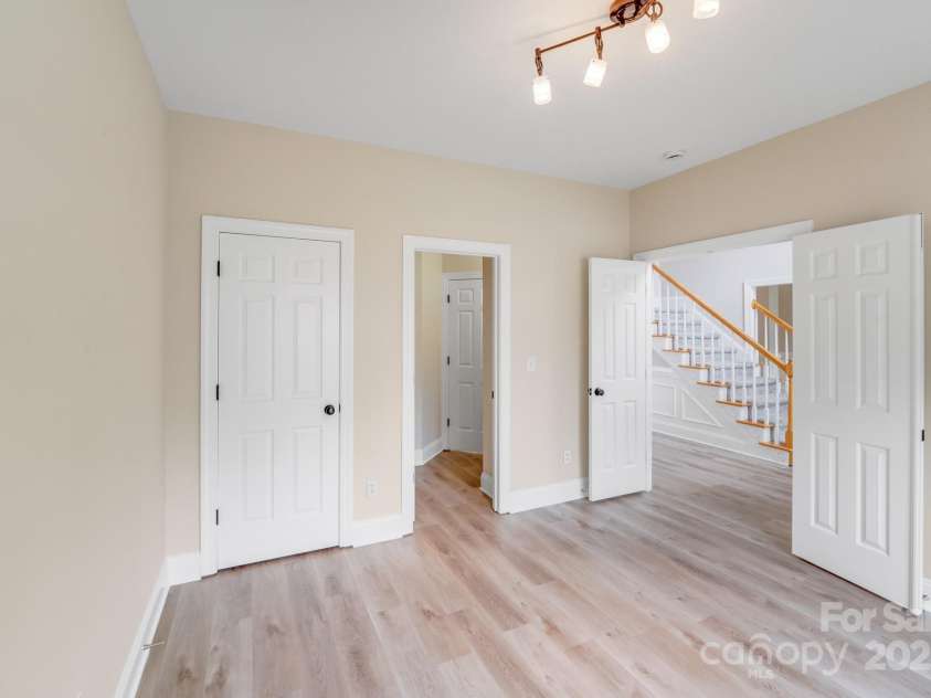 1000 Potters Bluff Road, Monroe, NC 28110.  MLS# CAR4243104, YatesRealty ID 9310. 