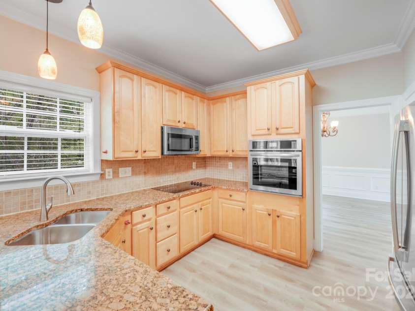 1000 Potters Bluff Road, Monroe, NC 28110.  MLS# CAR4243104, YatesRealty ID 9310. 