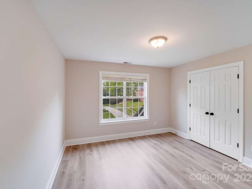 1000 Potters Bluff Road, Monroe, NC 28110.  MLS# CAR4243104, YatesRealty ID 9310. 