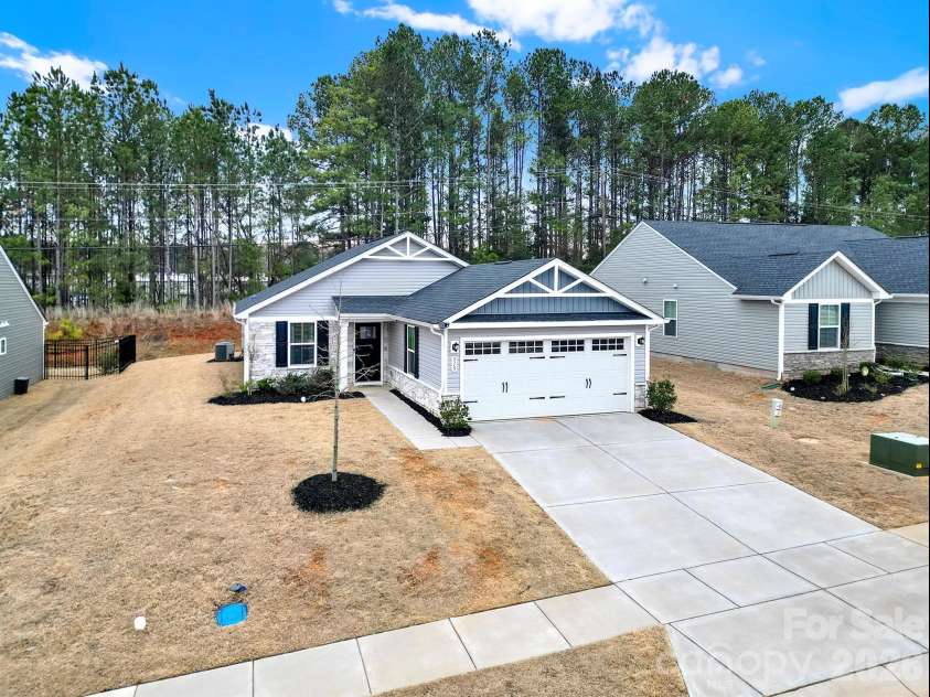 515 Grandiflora Avenue, Lancaster, SC 29720.  MLS# CAR4343279, YatesRealty ID 9311. 