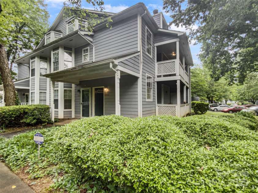 6003 Treetop Court, Charlotte, NC 28212.  MLS# CAR4138801, YatesRealty ID 9311. 