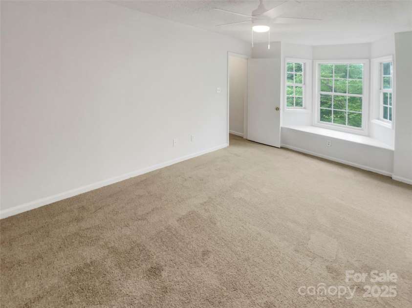 6003 Treetop Court, Charlotte, NC 28212.  MLS# CAR4138801, YatesRealty ID 9311. 