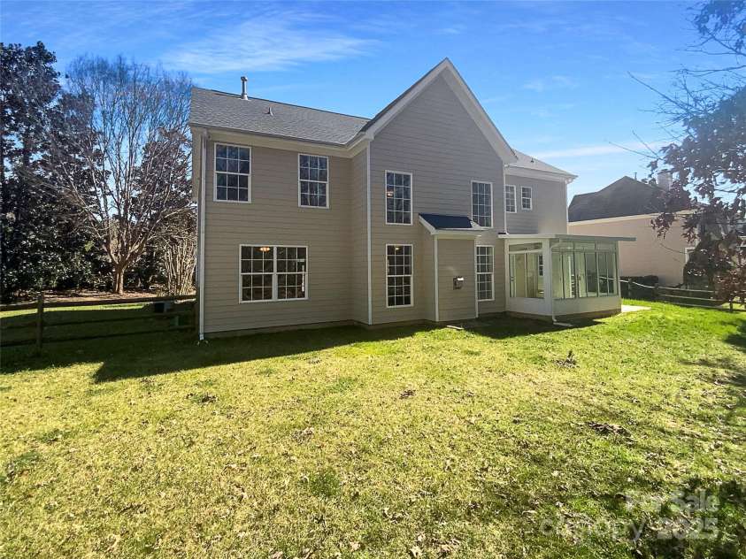 1000 High Brook Drive, Waxhaw, NC 28173.  MLS# CAR4234089, YatesRealty ID 9313. 