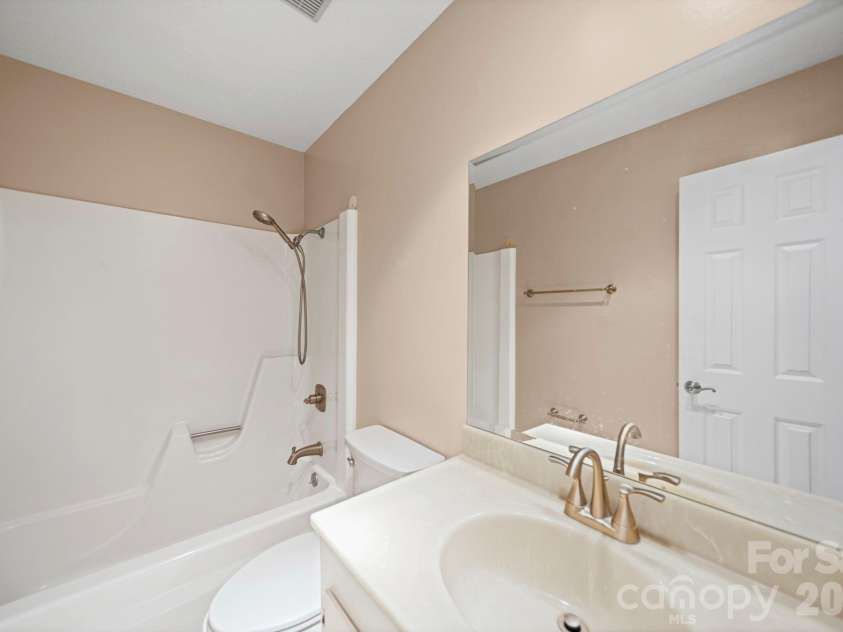 1235 Virginia Dare Drive, Rock Hill, SC 29730.  MLS# CAR4364872, YatesRealty ID 9315. 