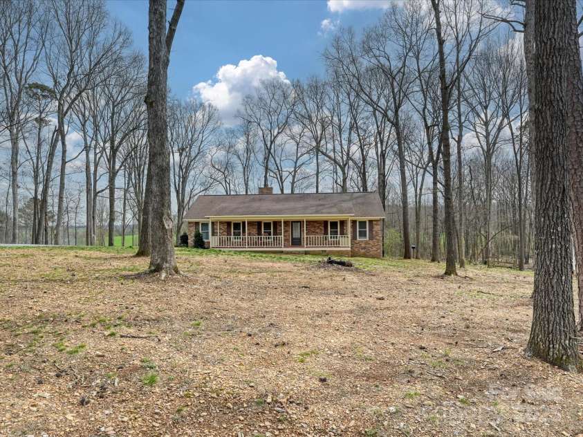 1008 Sandy Ridge Road, Monroe, NC 28112.  MLS# CAR4216771, YatesRealty ID 9316. 
