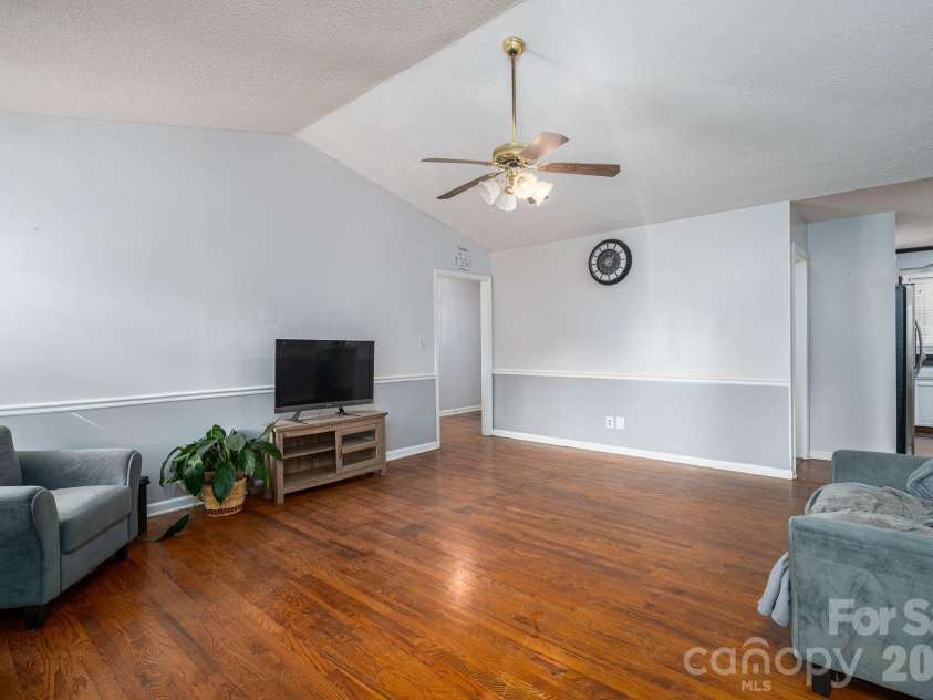 4324 Hickory Hollow Road, Gastonia, NC 28056.  MLS# CAR4345294, YatesRealty ID 9316. 