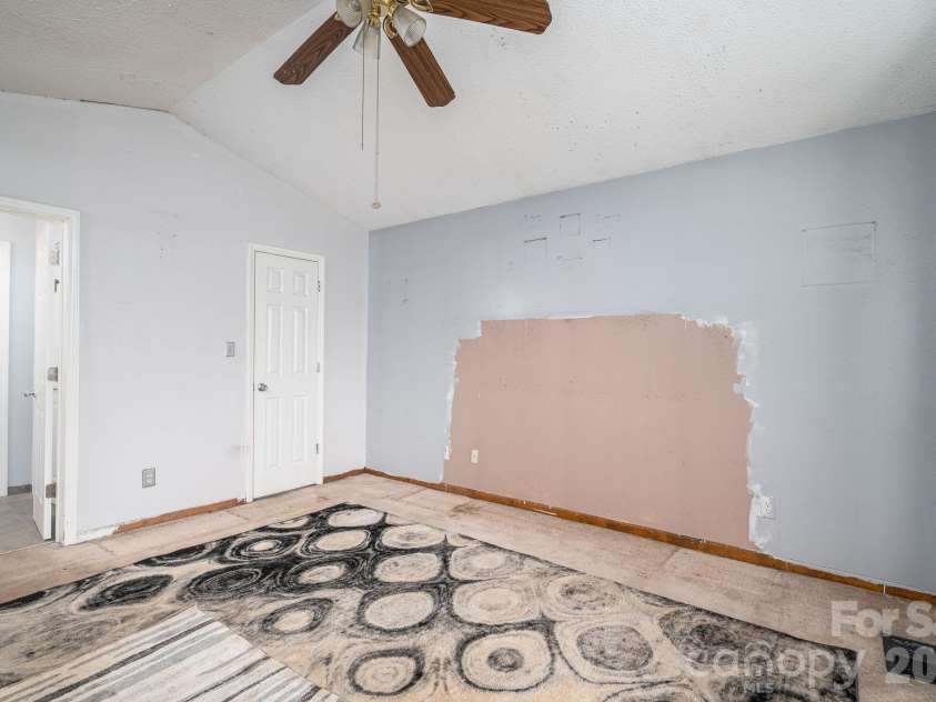4324 Hickory Hollow Road, Gastonia, NC 28056.  MLS# CAR4345294, YatesRealty ID 9316. 