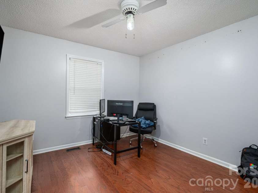 4324 Hickory Hollow Road, Gastonia, NC 28056.  MLS# CAR4345294, YatesRealty ID 9316. 