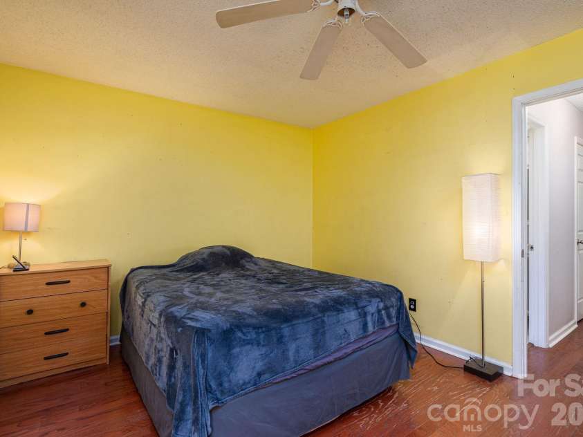 4324 Hickory Hollow Road, Gastonia, NC 28056.  MLS# CAR4345294, YatesRealty ID 9316. 