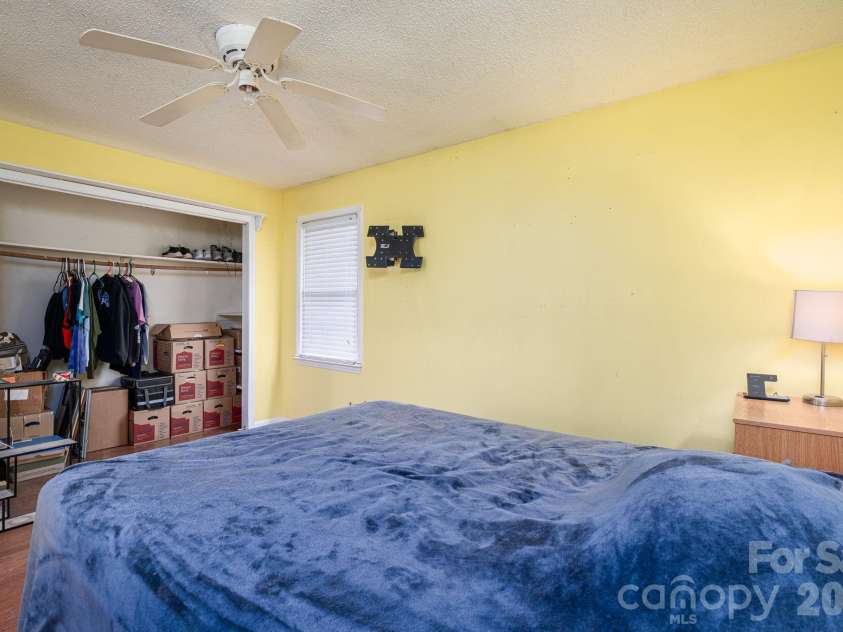 4324 Hickory Hollow Road, Gastonia, NC 28056.  MLS# CAR4345294, YatesRealty ID 9316. 