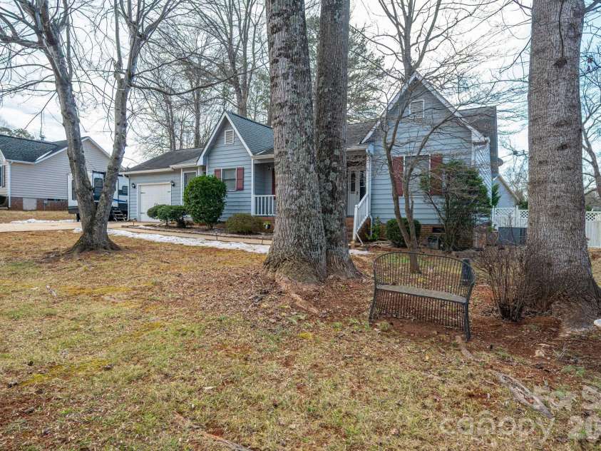 4324 Hickory Hollow Road, Gastonia, NC 28056.  MLS# CAR4345294, YatesRealty ID 9316. 