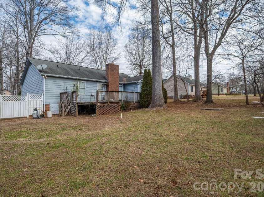 4324 Hickory Hollow Road, Gastonia, NC 28056.  MLS# CAR4345294, YatesRealty ID 9316. 