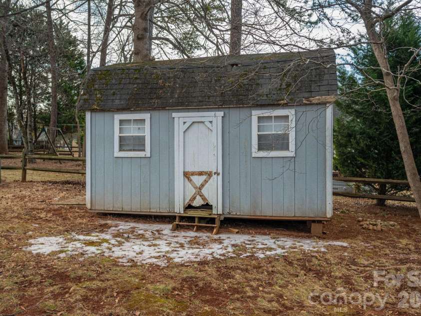 4324 Hickory Hollow Road, Gastonia, NC 28056.  MLS# CAR4345294, YatesRealty ID 9316. 