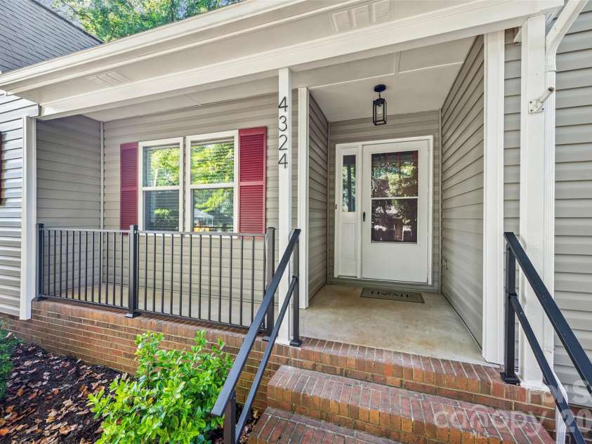 4324 Hickory Hollow Road, Gastonia, NC 28056.  MLS# CAR4425885, YatesRealty ID 9316. 