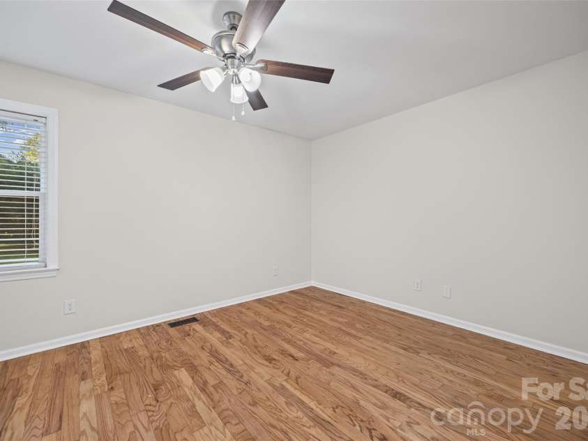 4324 Hickory Hollow Road, Gastonia, NC 28056.  MLS# CAR4425885, YatesRealty ID 9316. 