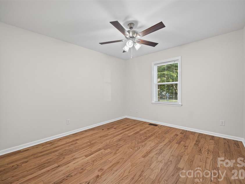 4324 Hickory Hollow Road, Gastonia, NC 28056.  MLS# CAR4425885, YatesRealty ID 9316. 
