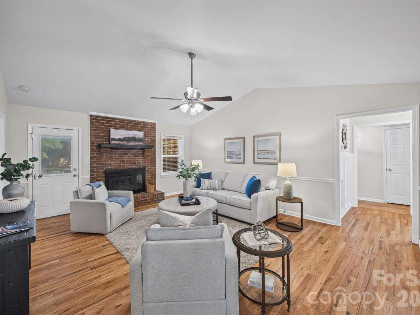 4324 Hickory Hollow Road, Gastonia, NC 28056.  MLS# CAR4425885, YatesRealty ID 9316. 