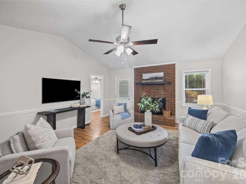 4324 Hickory Hollow Road, Gastonia, NC 28056.  MLS# CAR4425885, YatesRealty ID 9316. 