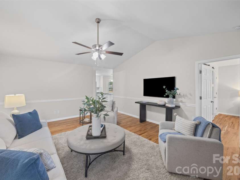 4324 Hickory Hollow Road, Gastonia, NC 28056.  MLS# CAR4425885, YatesRealty ID 9316. 