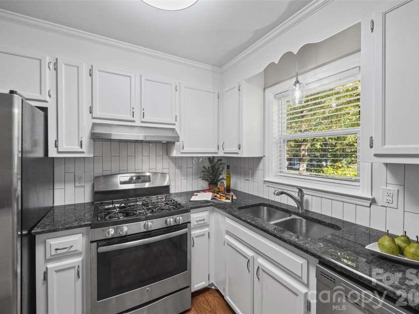 4324 Hickory Hollow Road, Gastonia, NC 28056.  MLS# CAR4425885, YatesRealty ID 9316. 