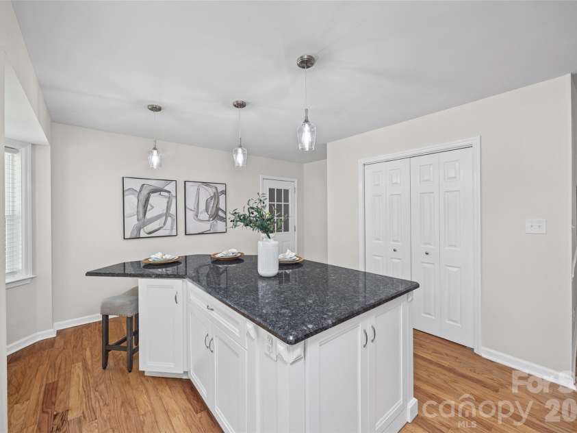 4324 Hickory Hollow Road, Gastonia, NC 28056.  MLS# CAR4425885, YatesRealty ID 9316. 