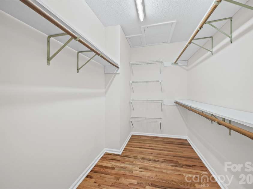4324 Hickory Hollow Road, Gastonia, NC 28056.  MLS# CAR4425885, YatesRealty ID 9316. 