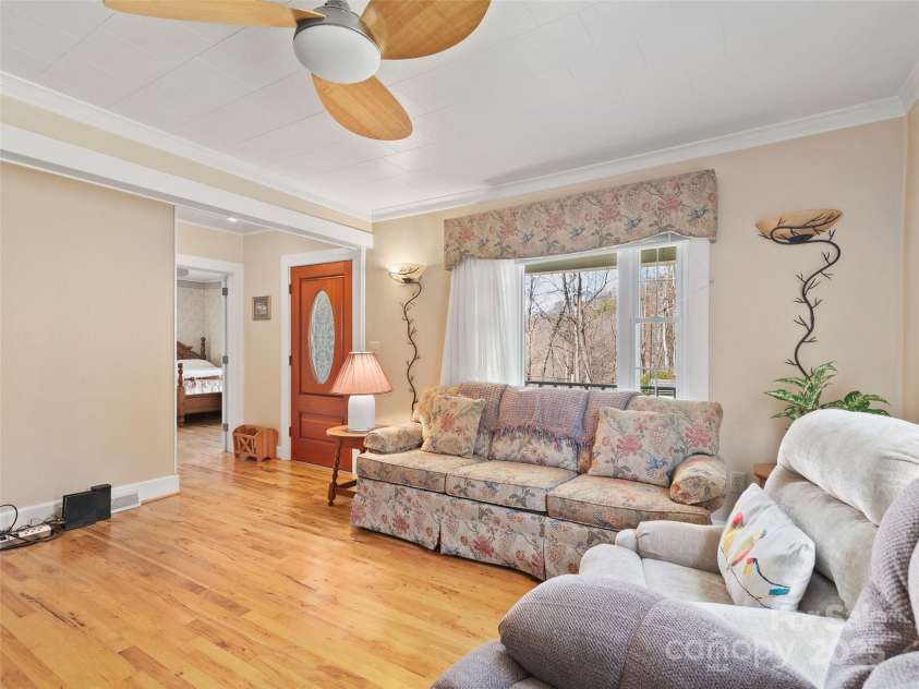 195 Nature Lane, Waynesville, NC 28786.  MLS# CAR4241245, YatesRealty ID 9317. 